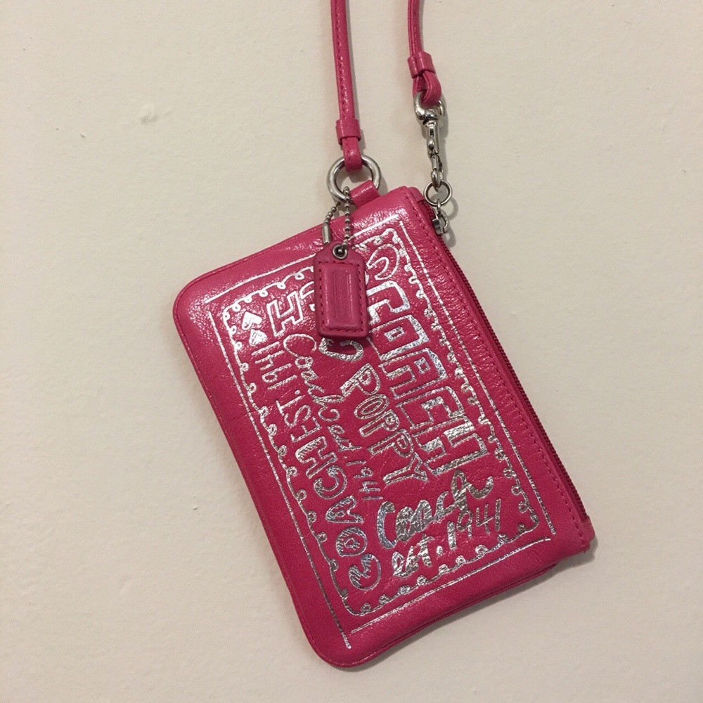 NWOT pink coach clutch